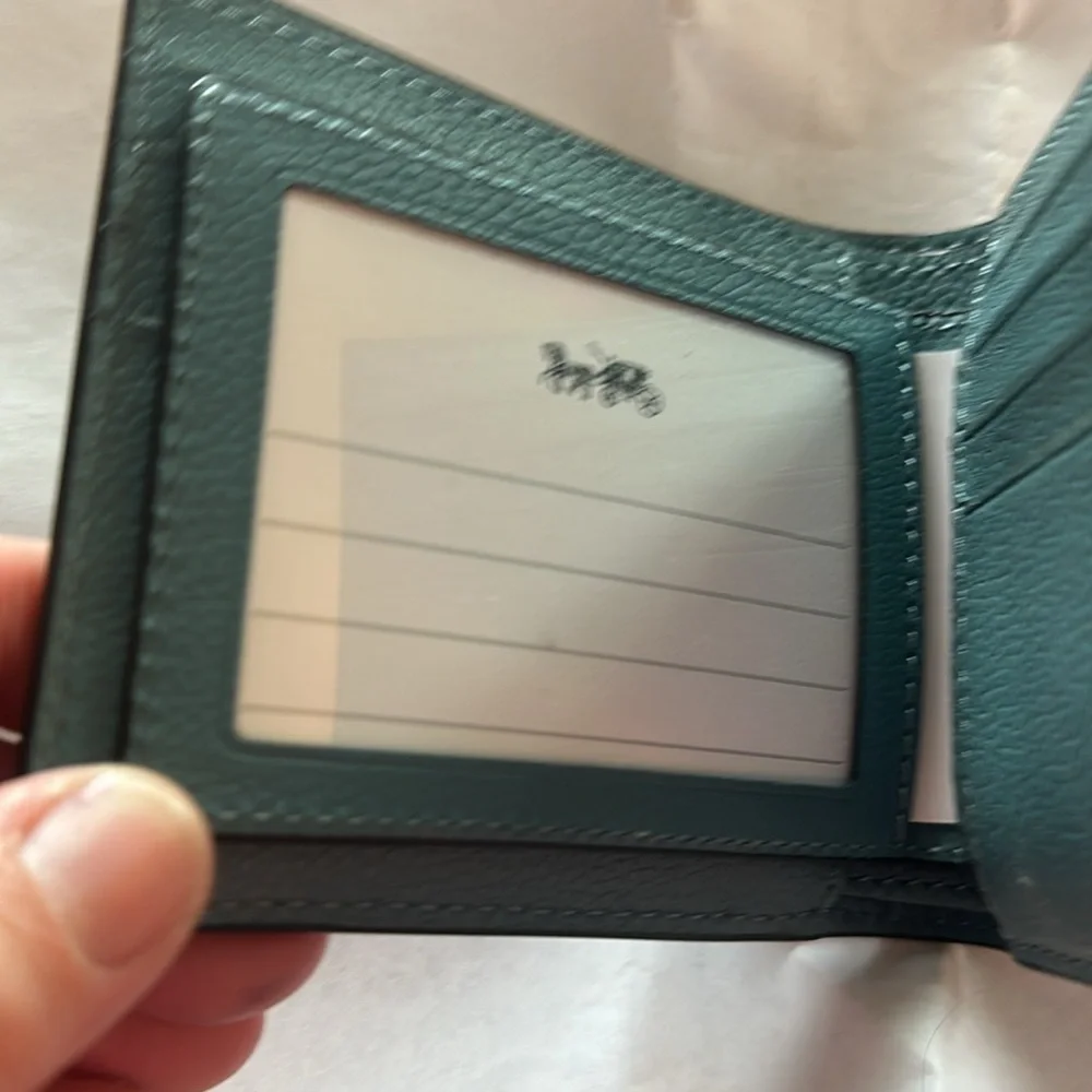 Coach Navy and Blue Leather men’s Tri fold wallet brand new